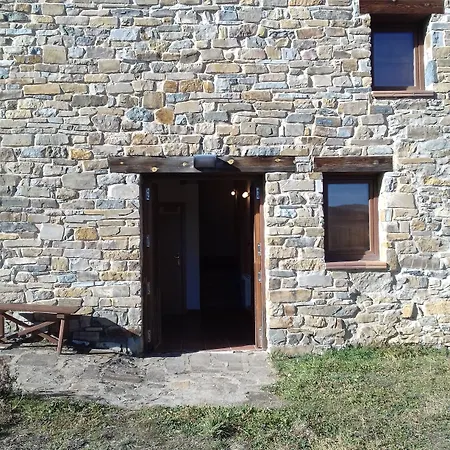 Corral De La Pena Hostel Bretun