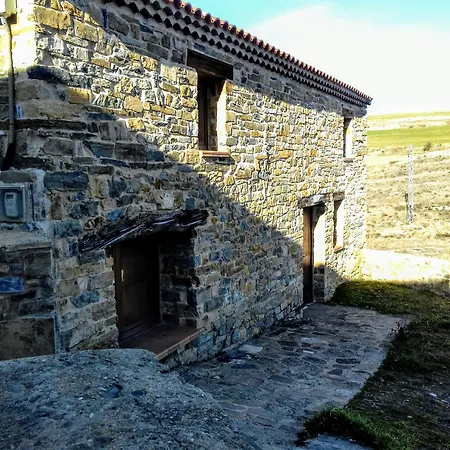 Corral De La Pena Hostel Bretun